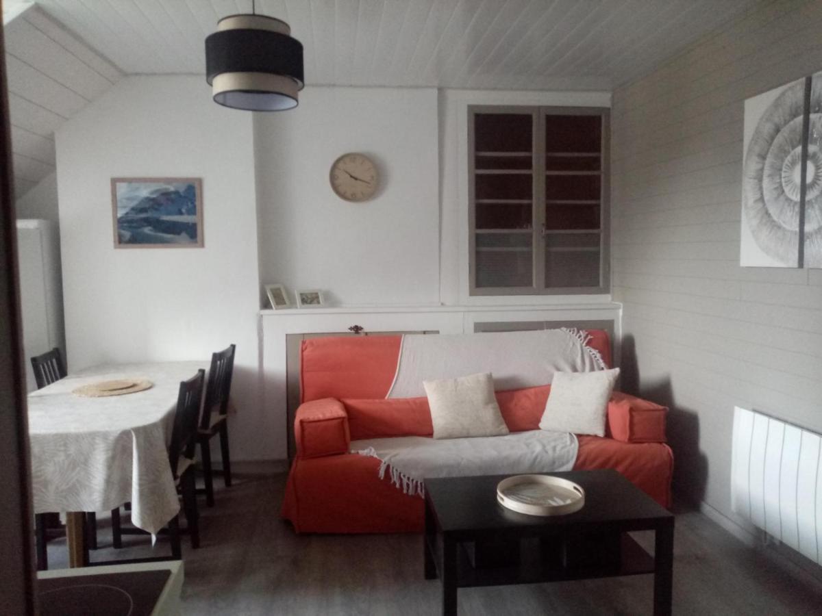 Charmant Appartement Au Centre De Bagnères-de-Bigorre Kültér fotó